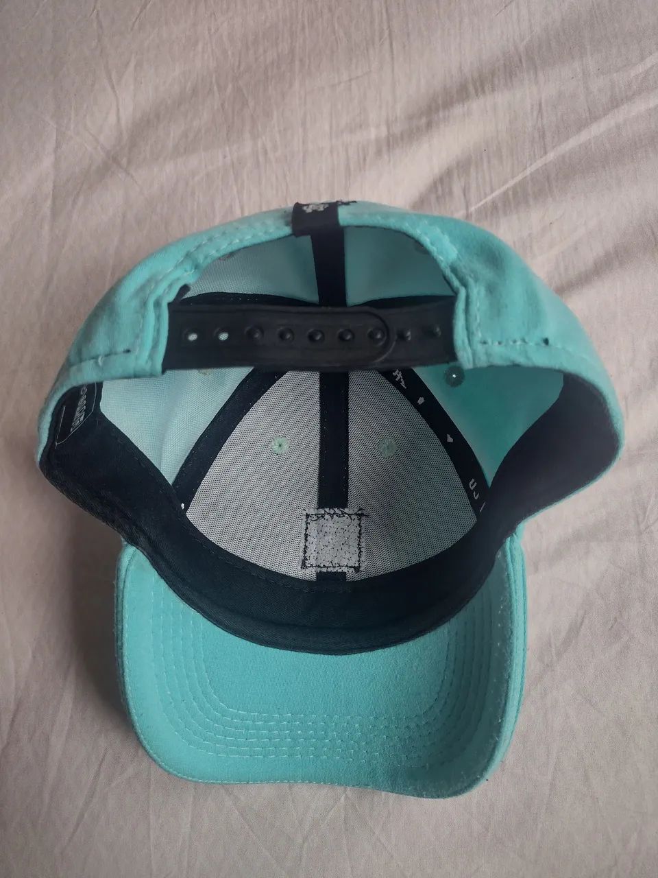 Boné Usado Juvenil Aba Curva Azul Claro Circunferência 54cm - Foto 5