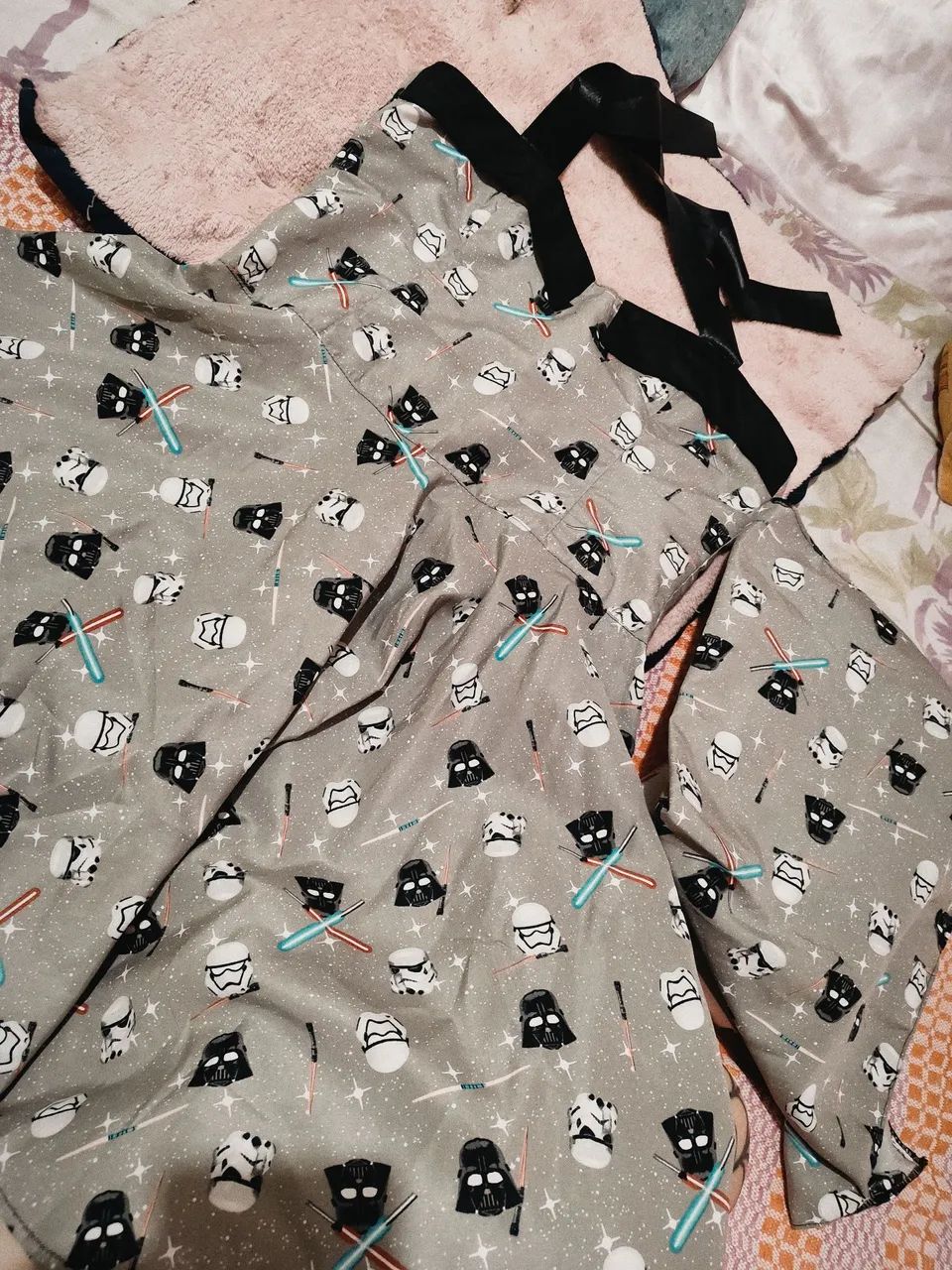 Vestido Star Wars  e Tanjiro (faço troca) - Foto 2