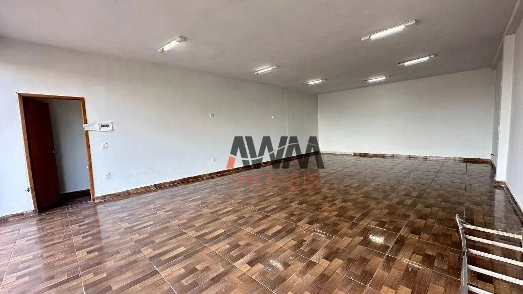 Sala para alugar, 70 m² por R$ 2.460/mês - Parque Trindade - Aparecida de Goiânia/GO