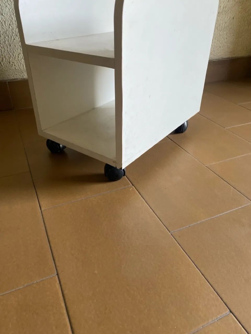 Suporte com rodinhas para cpu e estabilizador  - Foto 3