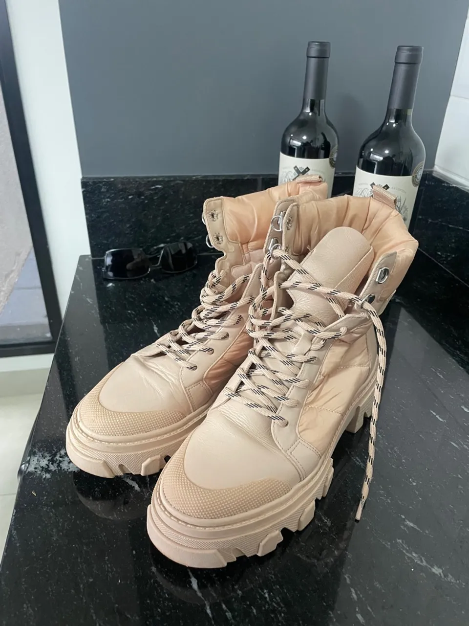 Bota Feminina Tratorada Bege