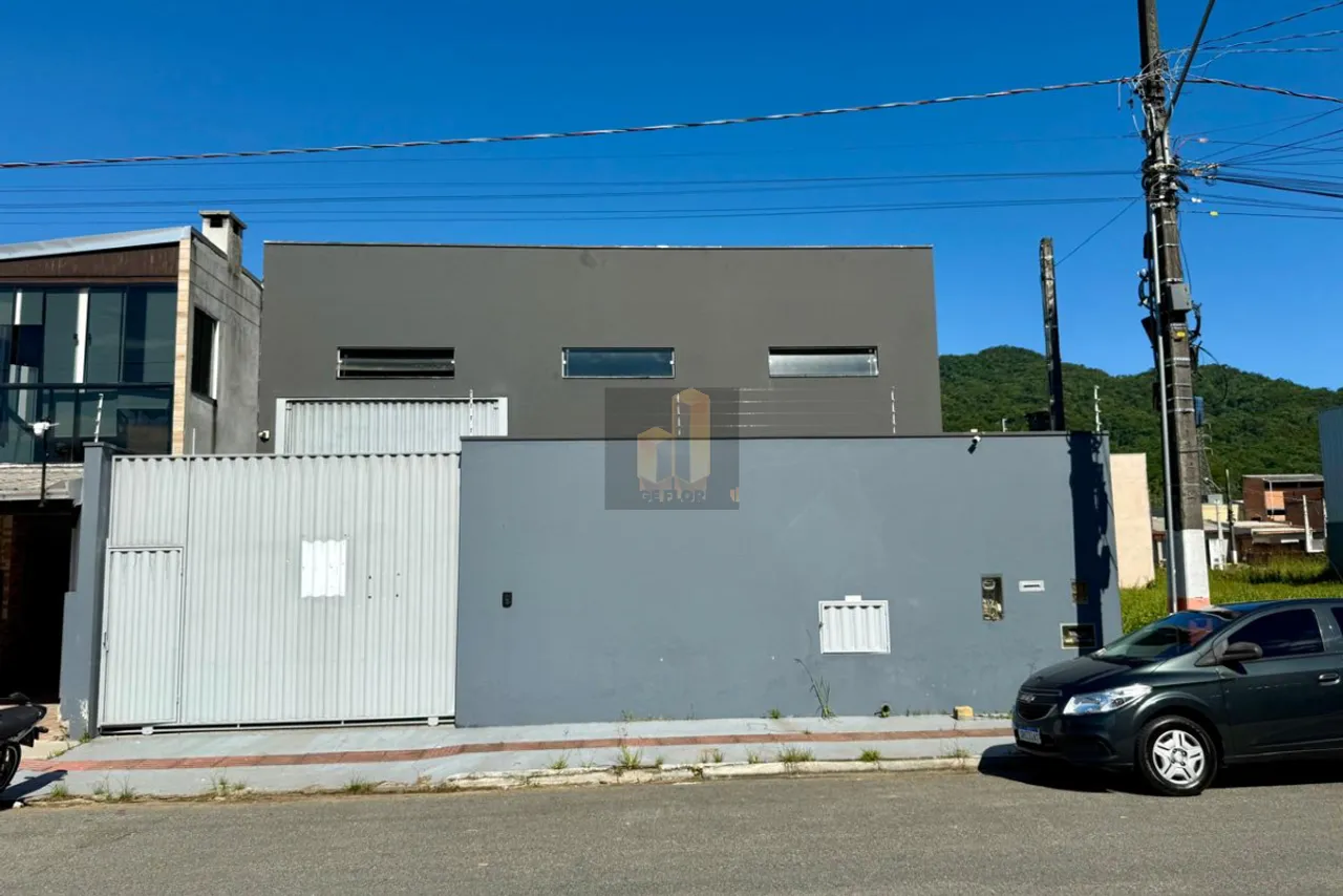 Galpão no bairro Rio pequeno em Camboriú