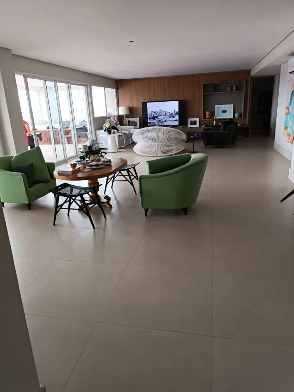 Forest Hill - Venda ou Locação - 5 suítes, 4 vagas - 441 m² privativos