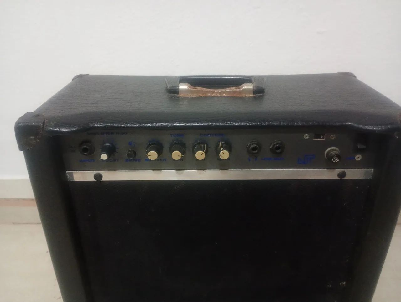 Caixa para guitarra com distorção  - Foto 3