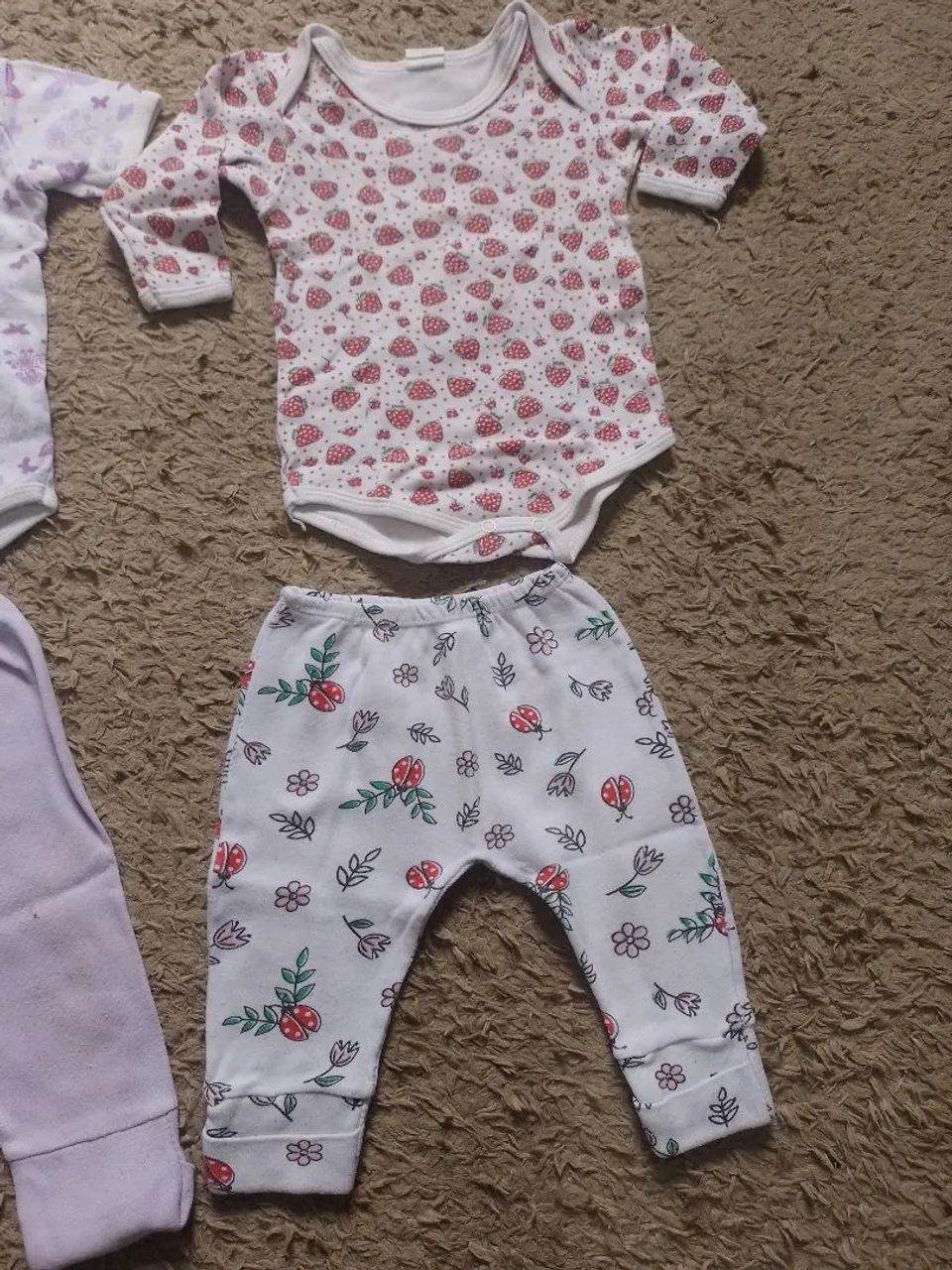 Conjunto Bebê Body e Calça - tamanho G( 3/6 meses ) - Foto 3
