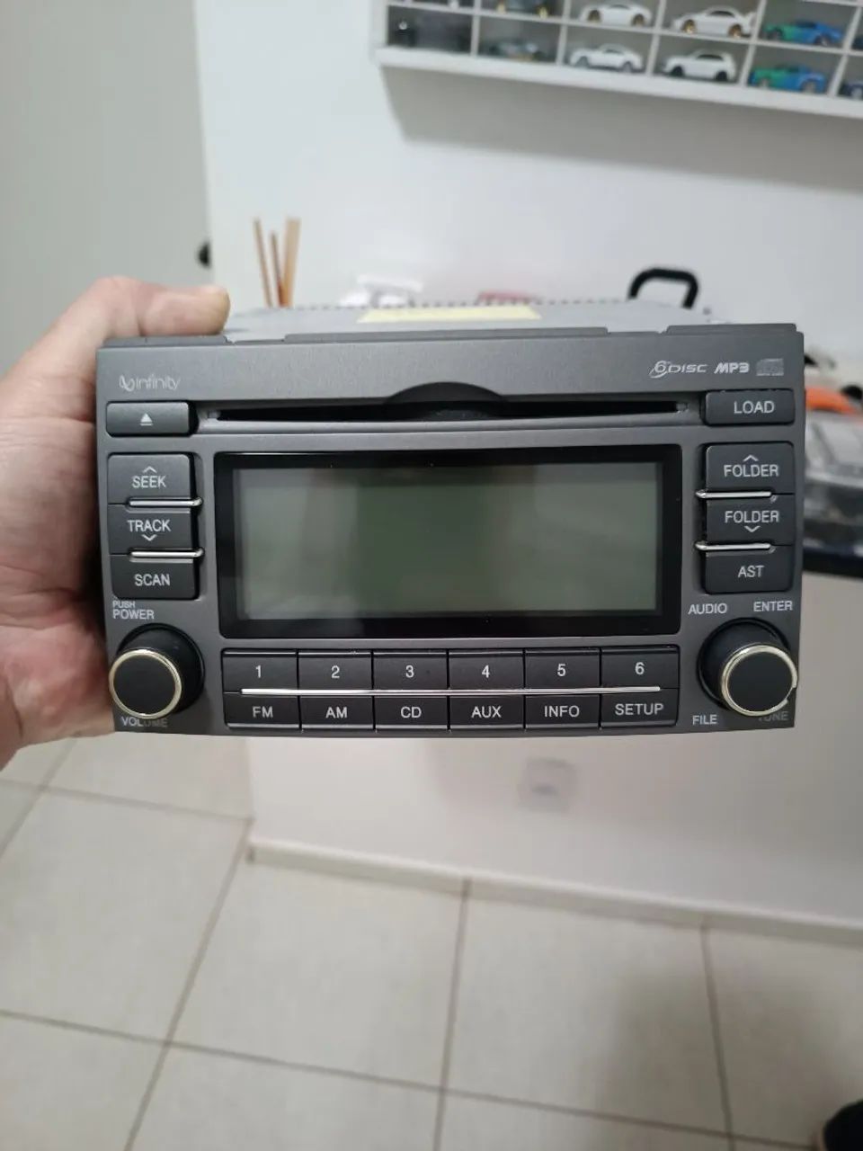 Som automotivo Infinity Original Azera 2010