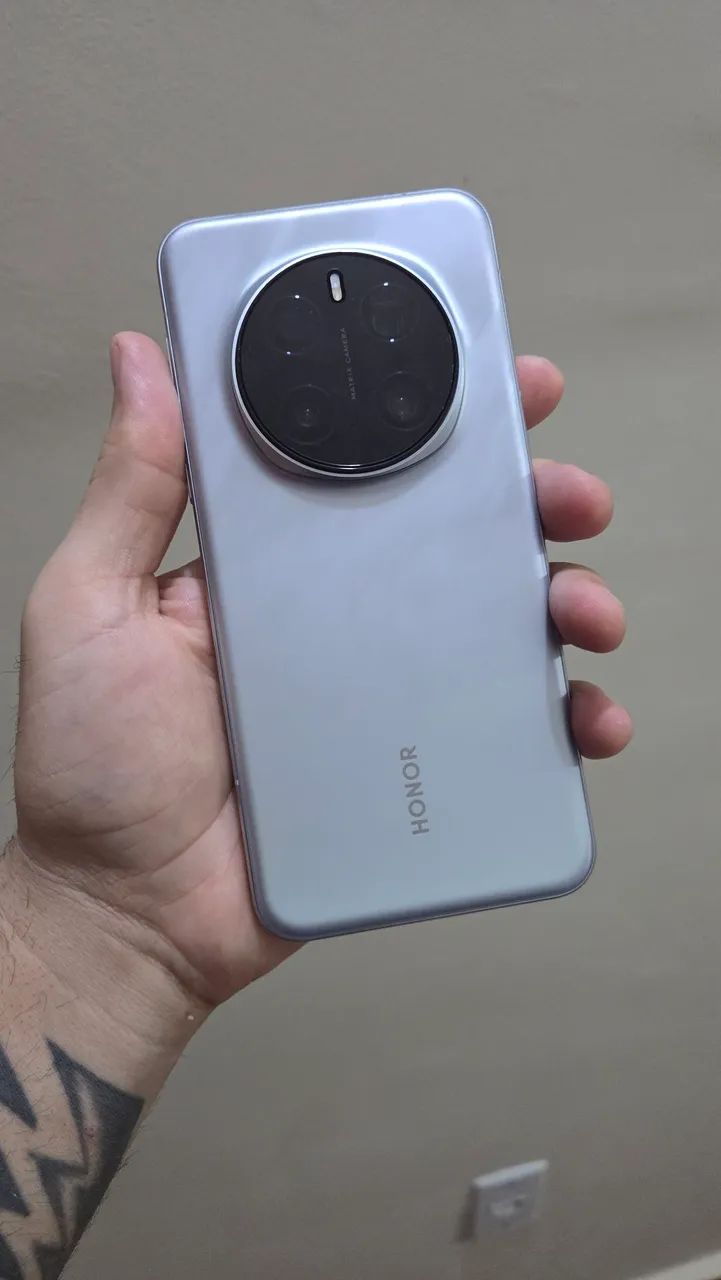 Honor Magic 7 Pro  12+12 / 256 - Foto 2