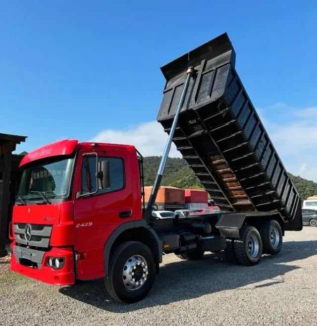 Mb atego 2429 6x2 - 2012 - Foto 4