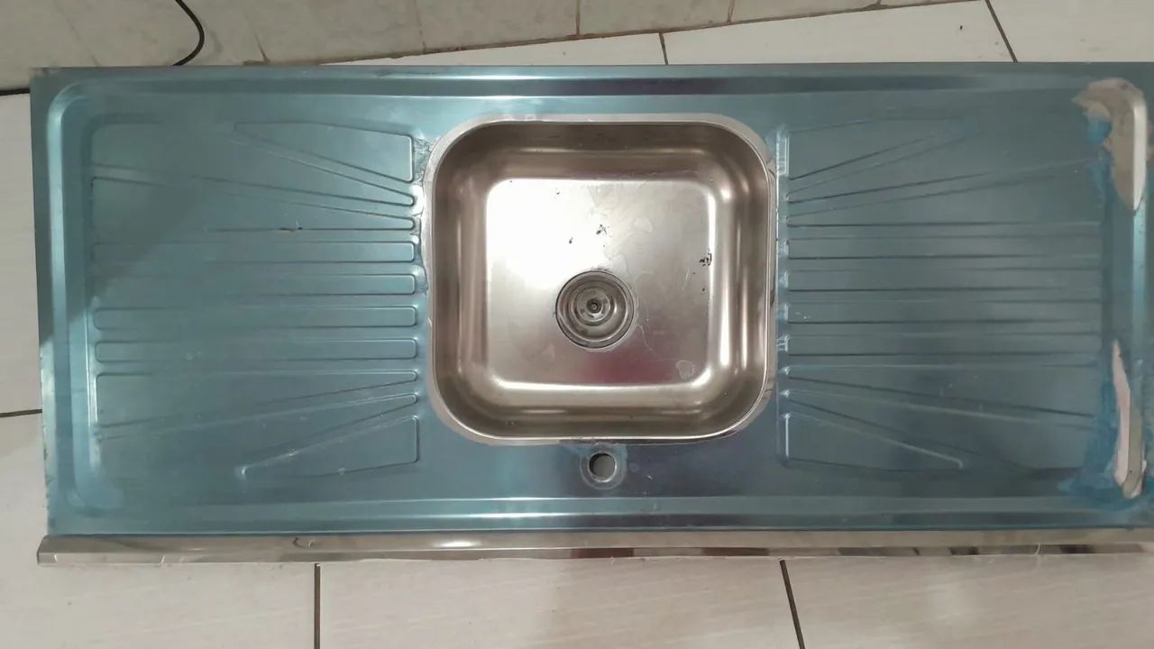 Pia de cozinha em ótimo estado - Foto 2