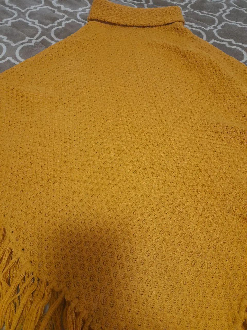 Poncho Mostarda com Franjas - Foto 4