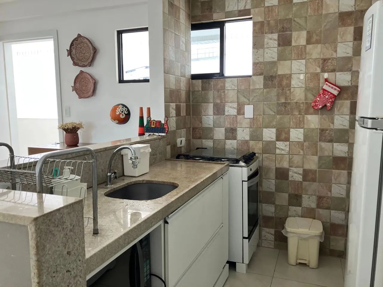 Flat para aluguel possui 51 metros quadrados com 2 quartos em Graças - Recife - Pernambuco - Foto 9