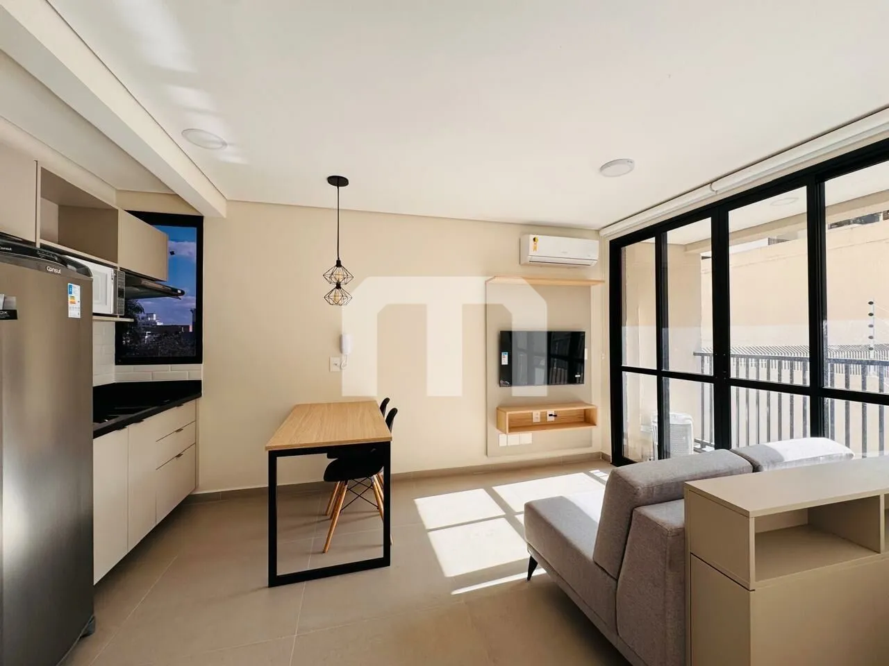 Apartamento Studio Mobiliado para locação na Rua Harmonia