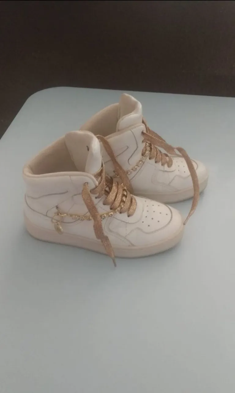 Tênis branco feminino -