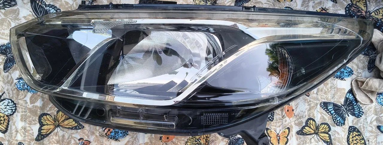 Farol Dianteiro Original Gm Esquerdo Cobalt 2016 a 2018  - Foto 2