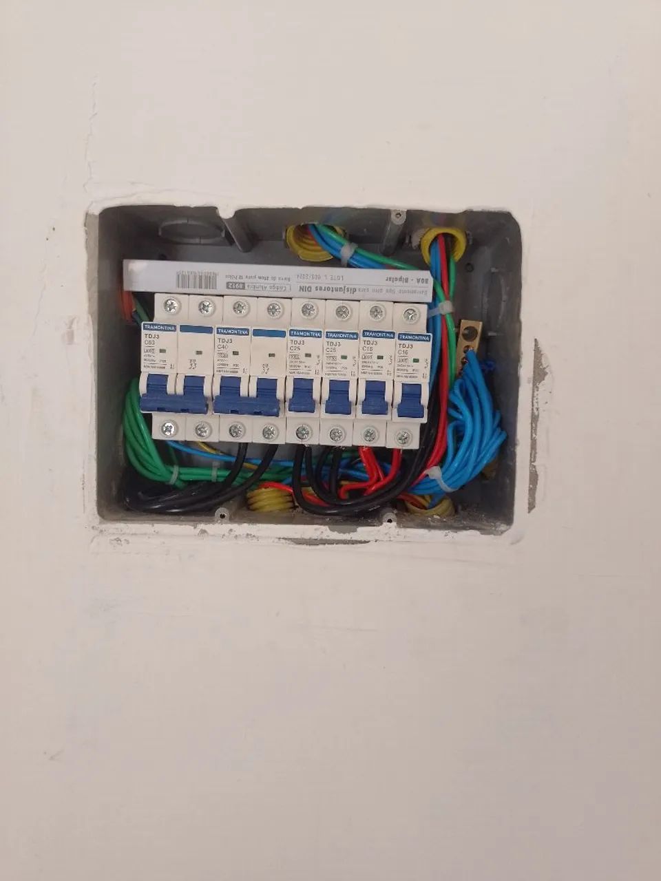 Serviços de eletrica em geral 