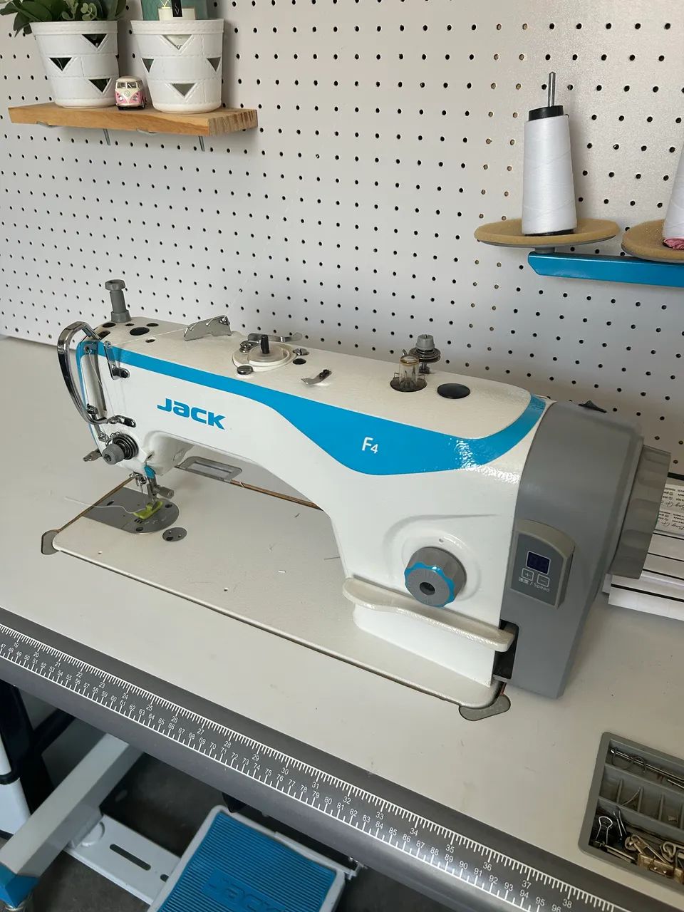 Vendo máquina Jack F4 - Foto 2