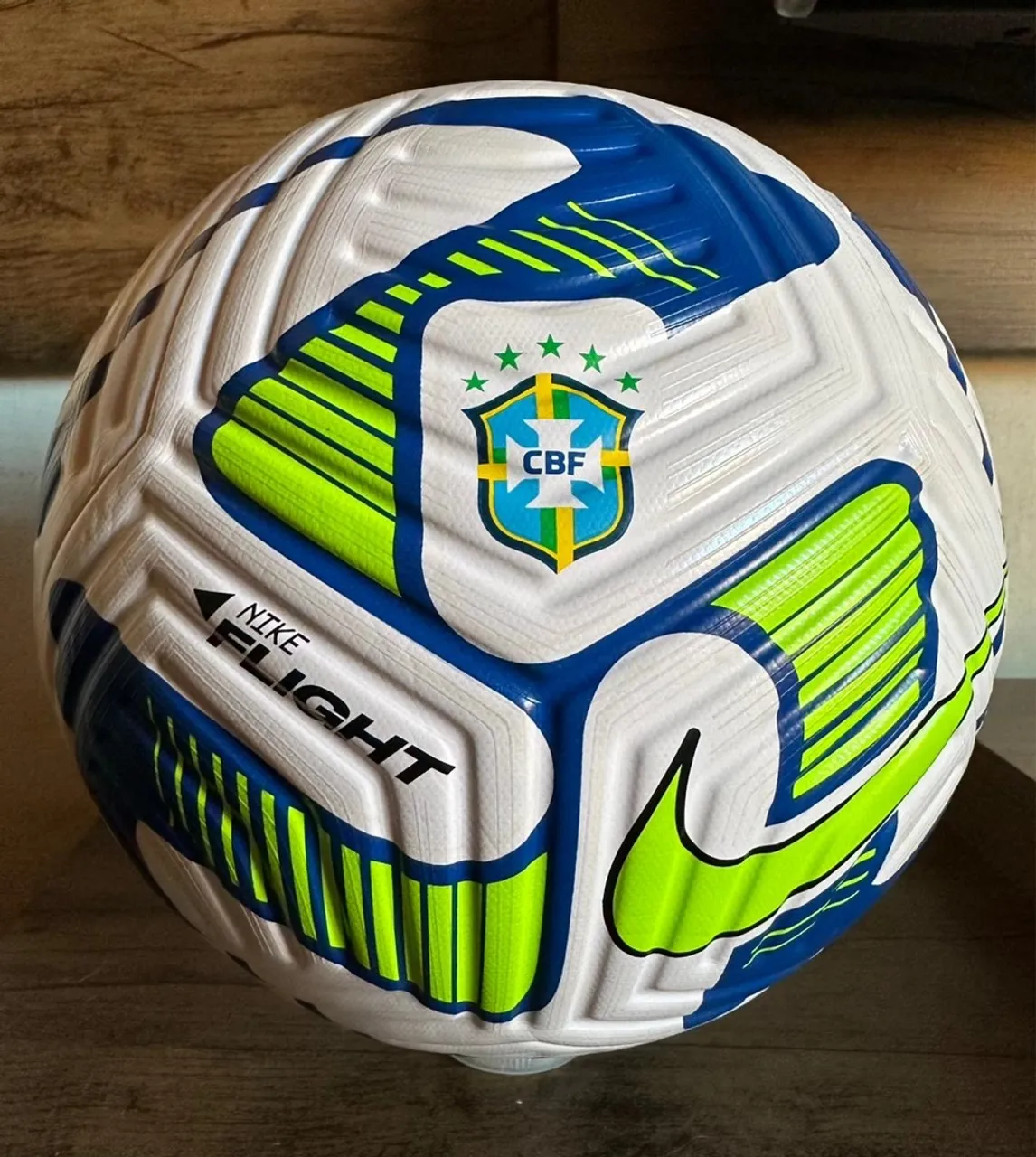 Bola Futebol Nike Flight CBF 23