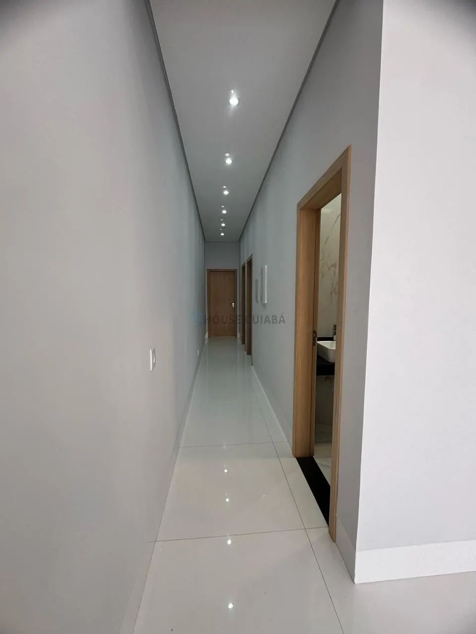 Vende - se Lindíssima Casa De Luxo No Jardim Universitário - Foto 2