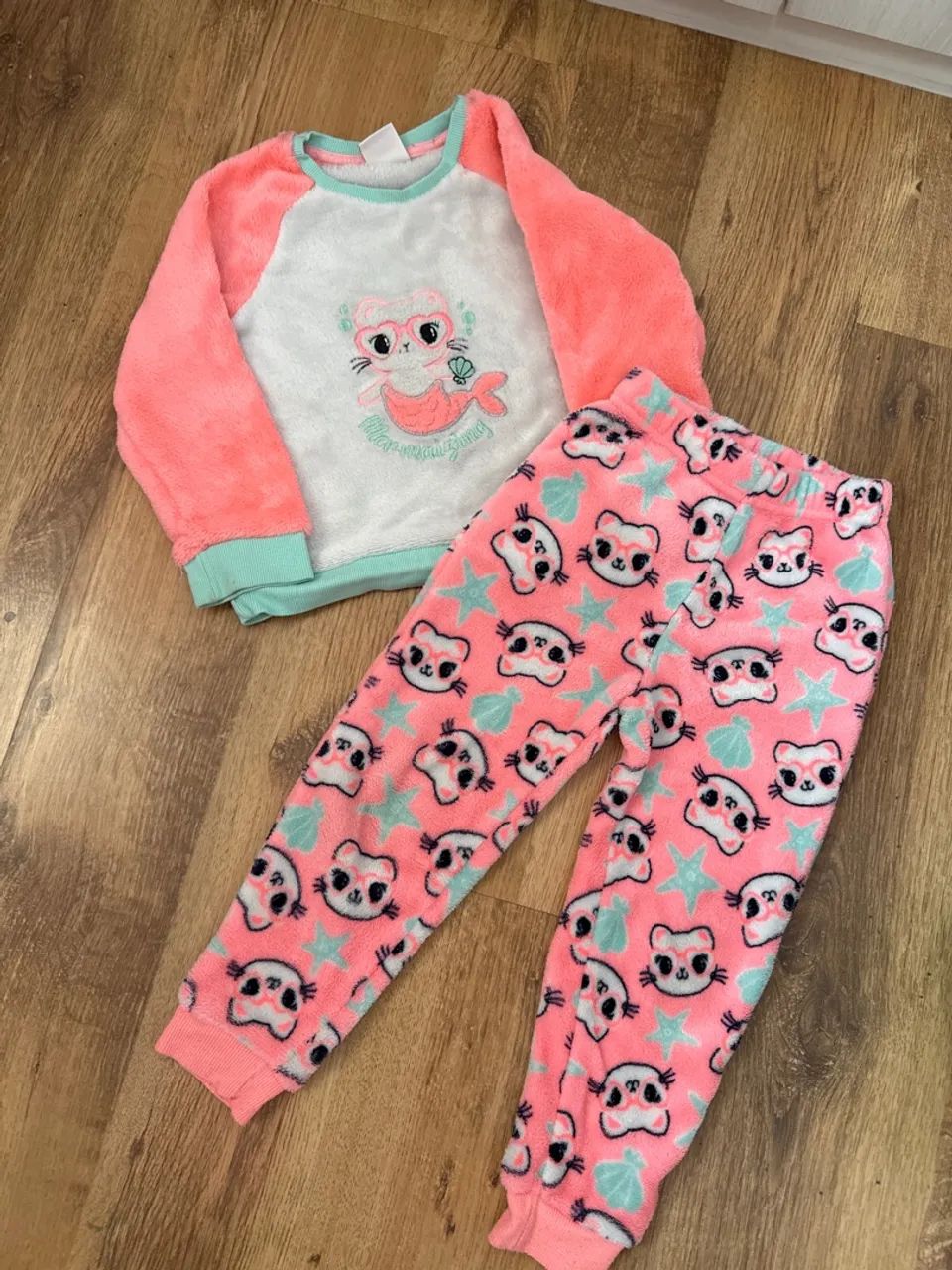 Pijama bem grosso  TAM 3/4