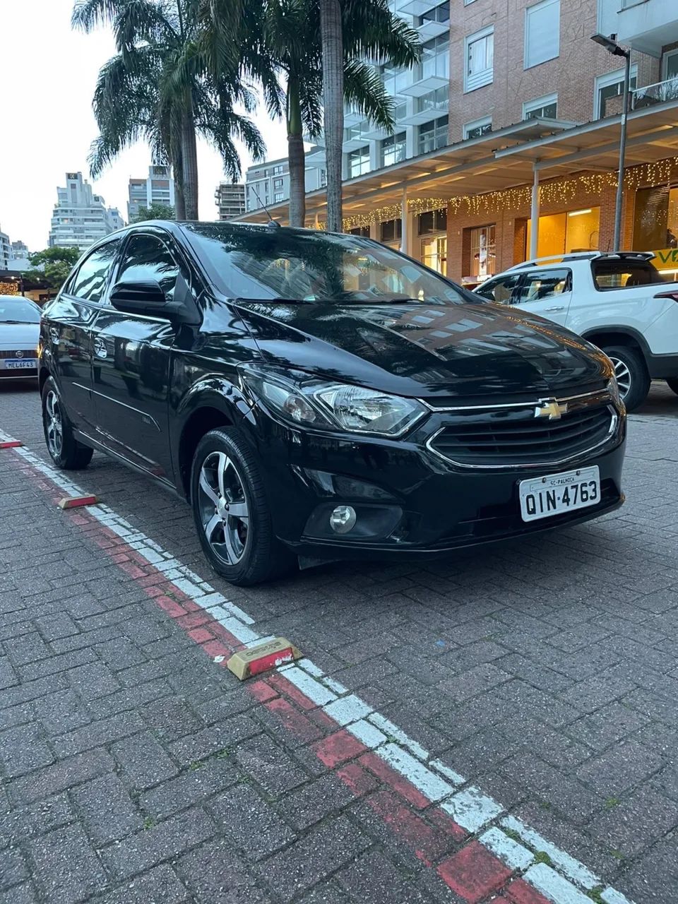 Chevrolet Onix Hatch LTZ 1.4 8V Flex Mec. 4P 2018 - Foto 3