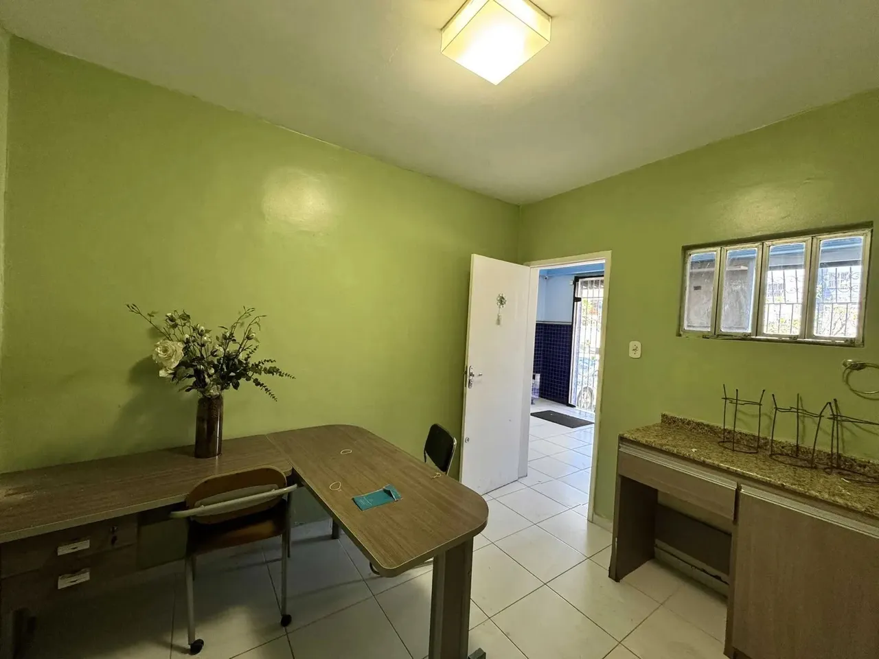 Prédio Comercial na Barão de Maruim