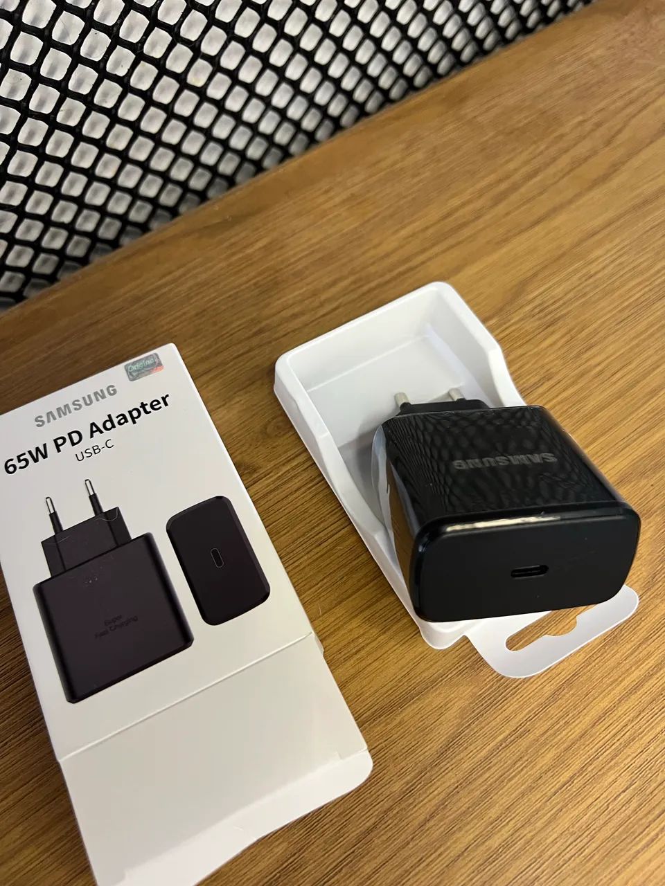 Carregador Samsung USB-C 65W Super Rapido sem cabo - Foto 3