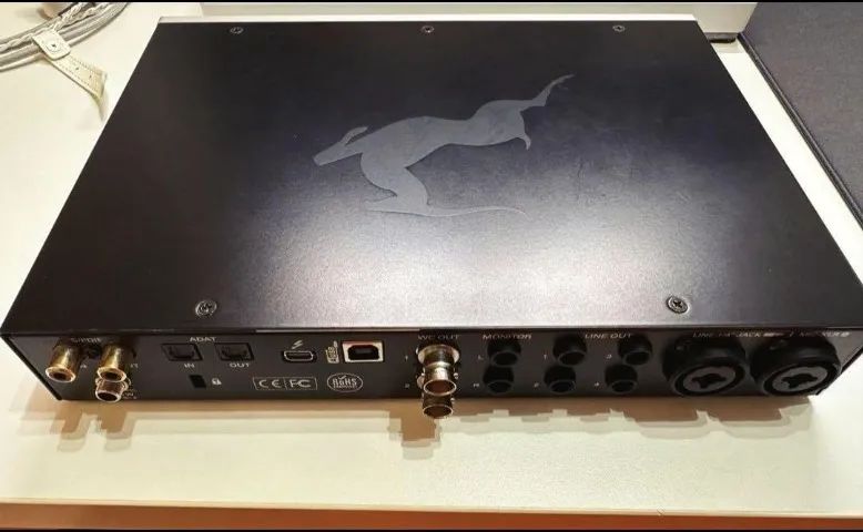 Interface de Audio ANTELOPE AUDIO Discrete 4 Synergy Core - Foto 2