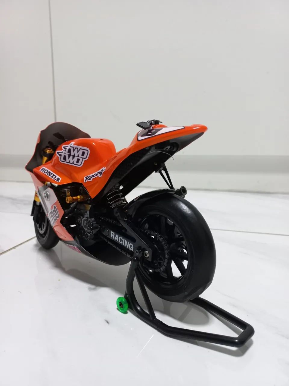 Motocicleta venon de corrida em escala 1/5- Modelo de coleção - Foto 4