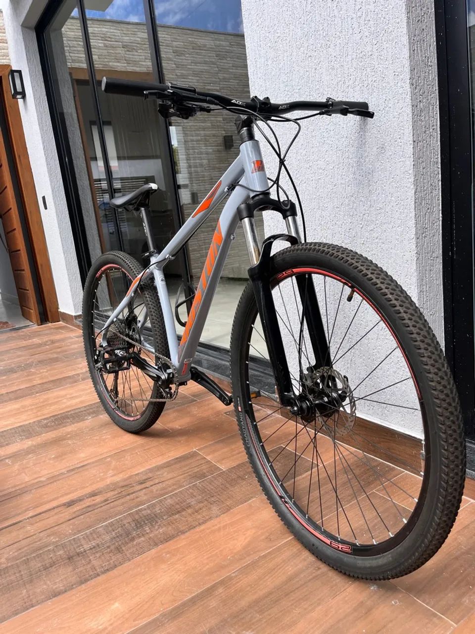Bicicleta Mountain Bike