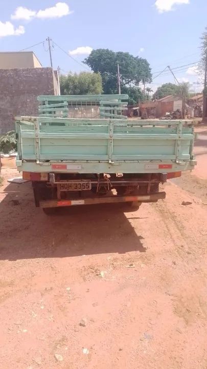 Toyota bandeirantes troco por carro - Foto 5