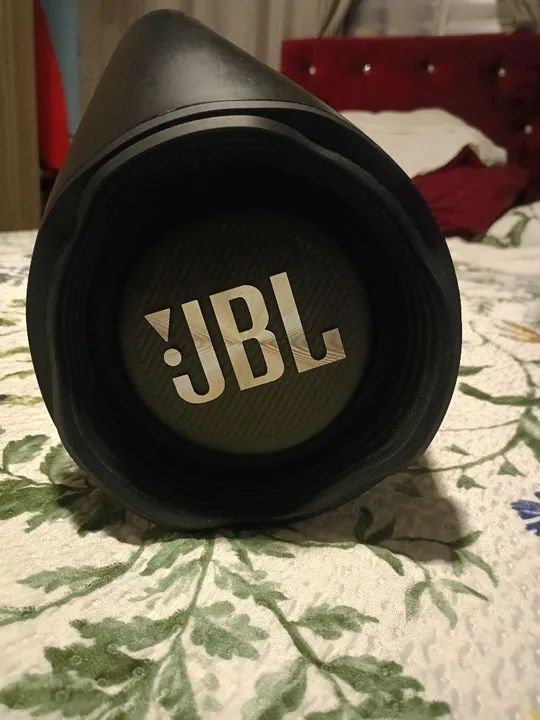 JBL bombox 2