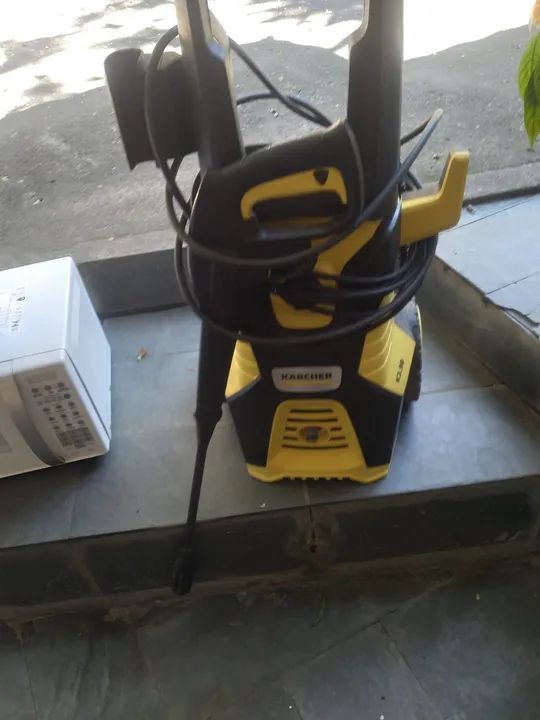 Lavadora de Alta Pressão Karcher