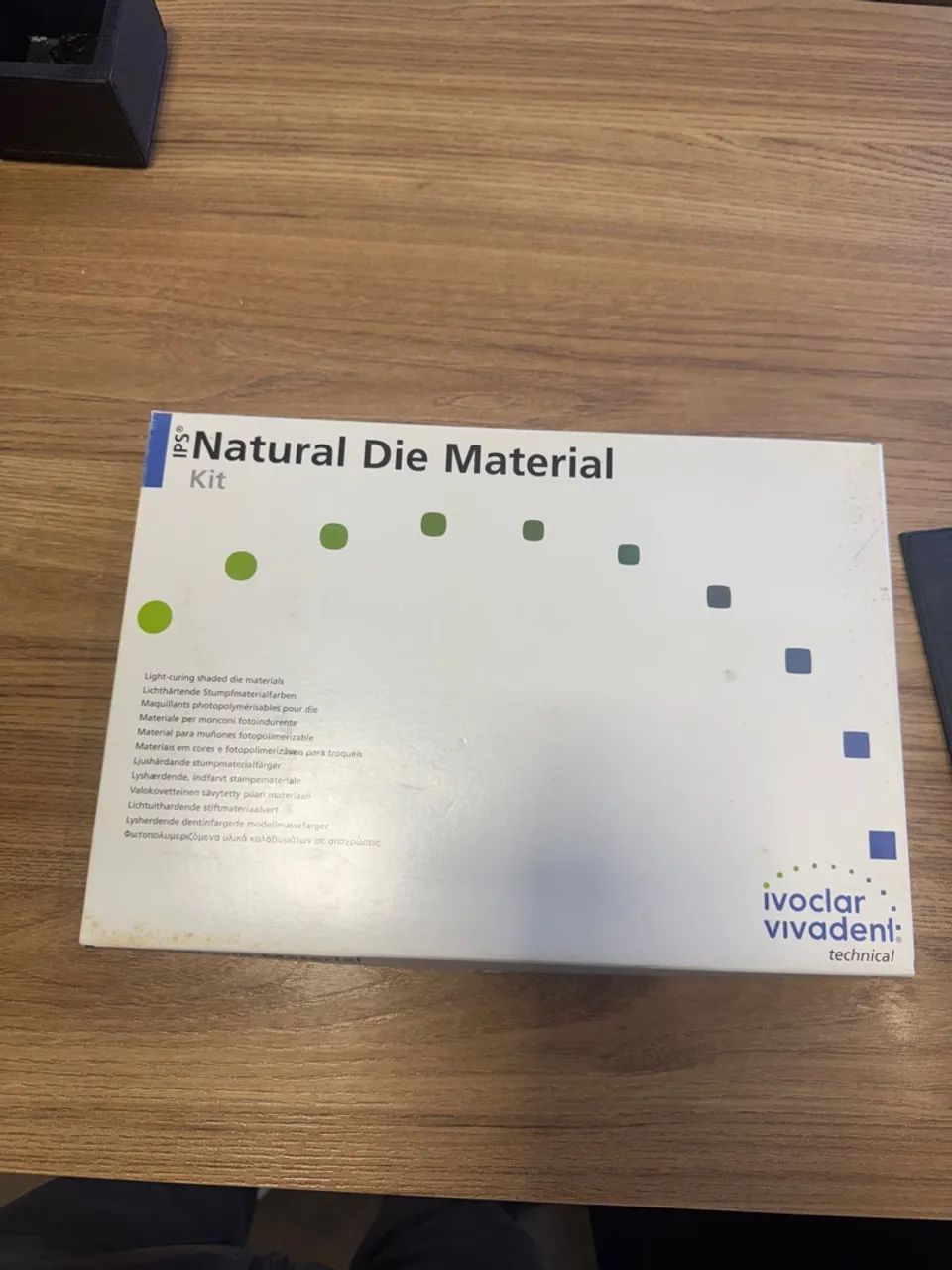 Kit ips natural die material 