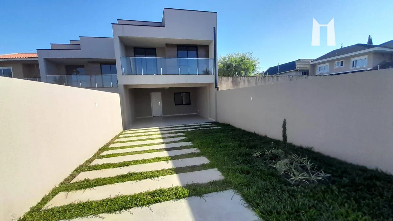 Sobrado com 3 dormitórios à venda, 151 m² por R$ 870.000,00 - Vila Operária - Campo Largo/