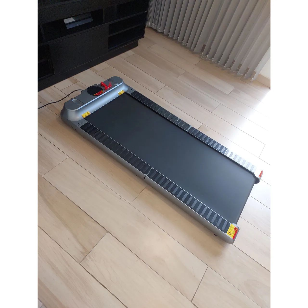 Esteira Elétrica Dobrável !muito compacta de 3.900 por 1990,00 - Foto 6