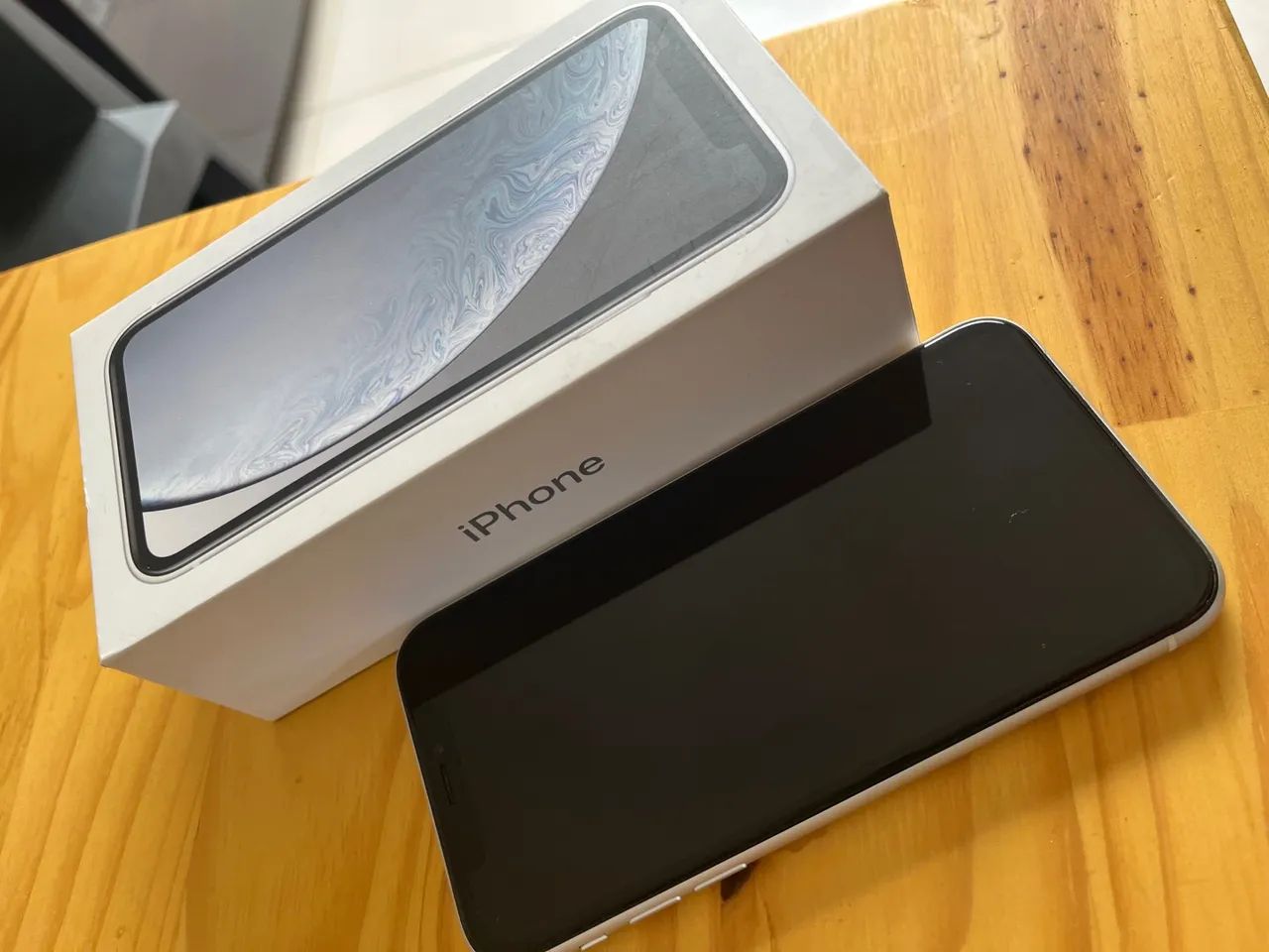 iPhone XR 64g - Foto 4