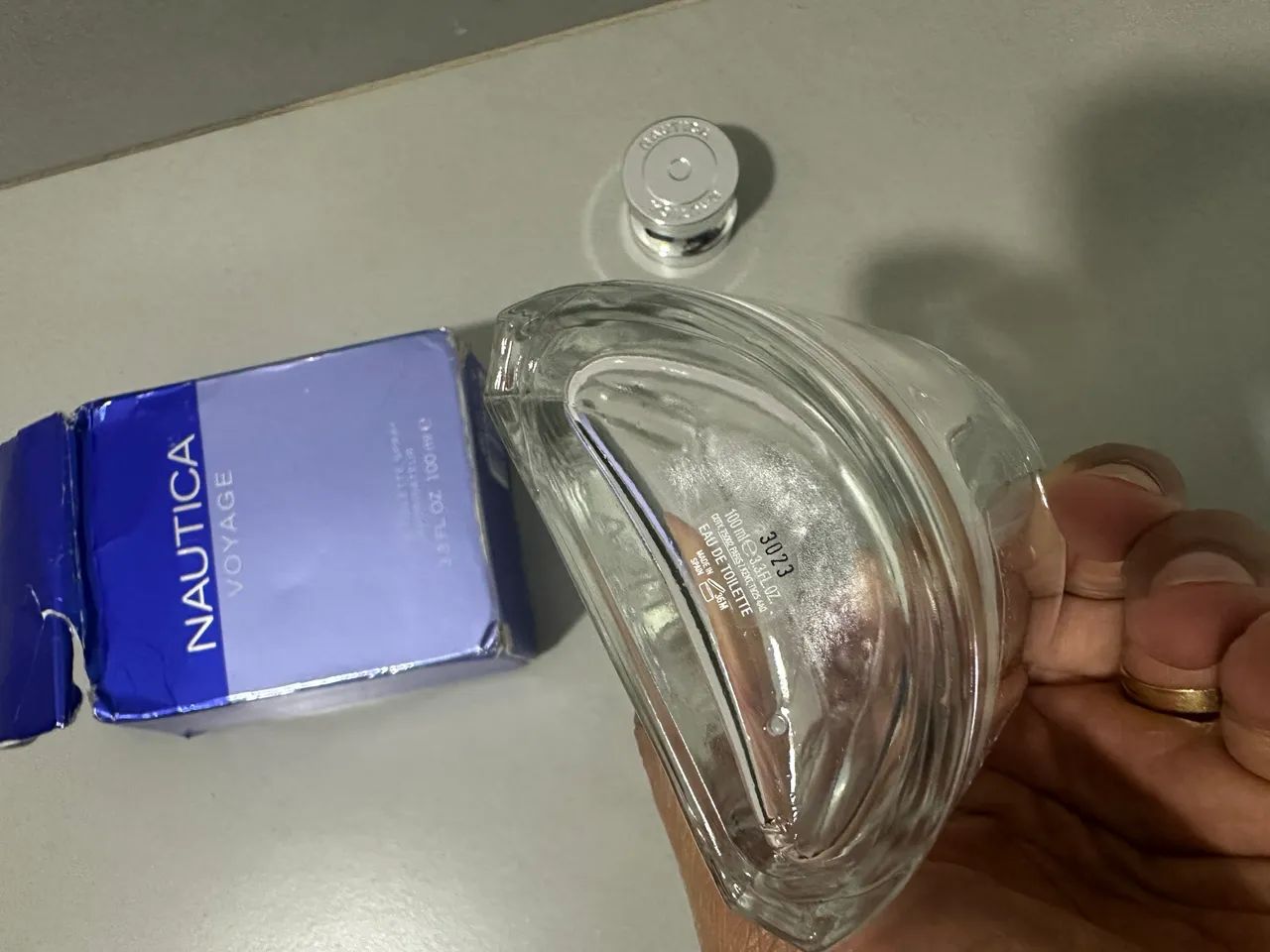 Vidro de perfume vazio Náutica 100ml - Foto 5