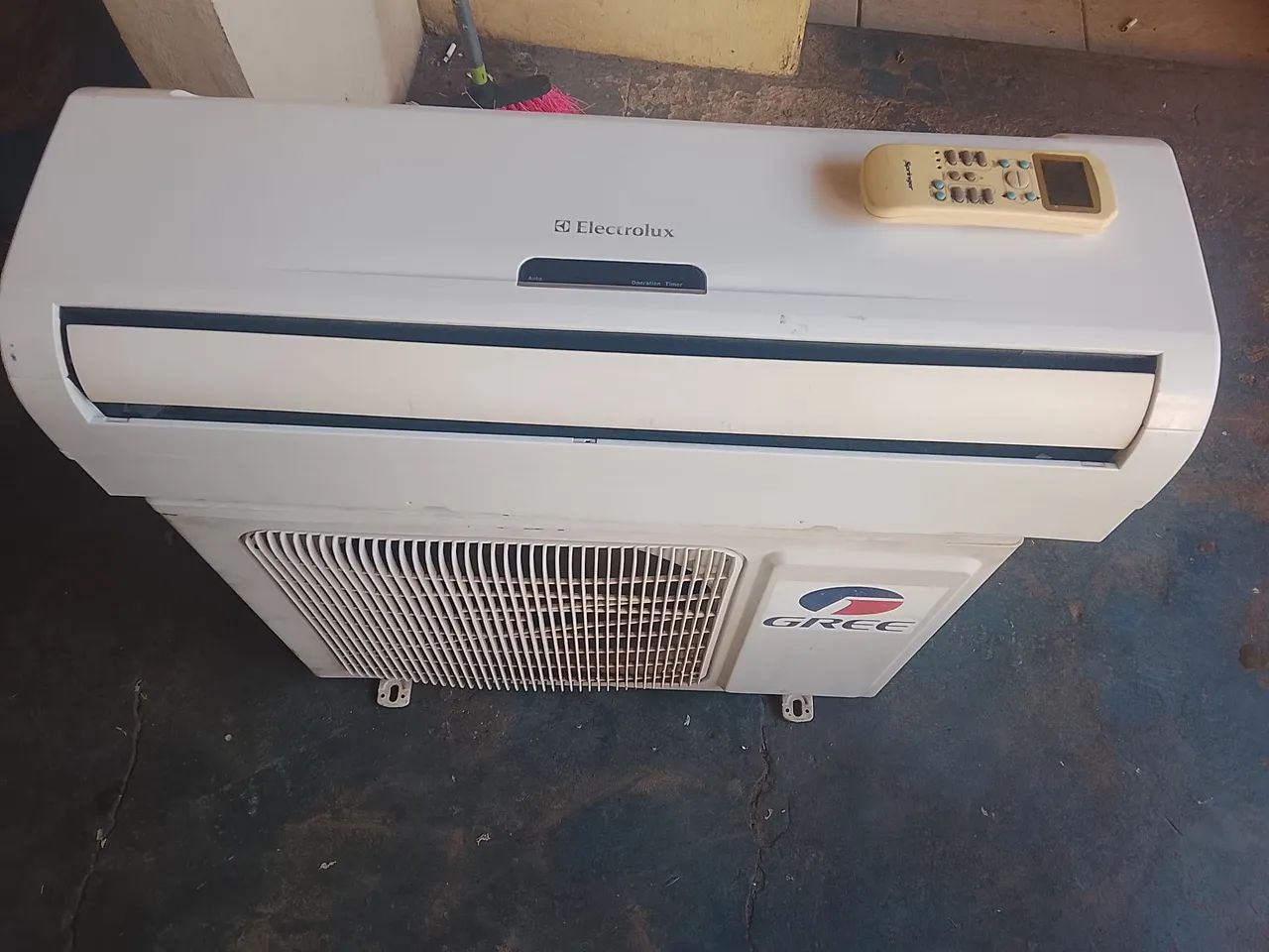 Ar condicionado 12 mil BTUs 
