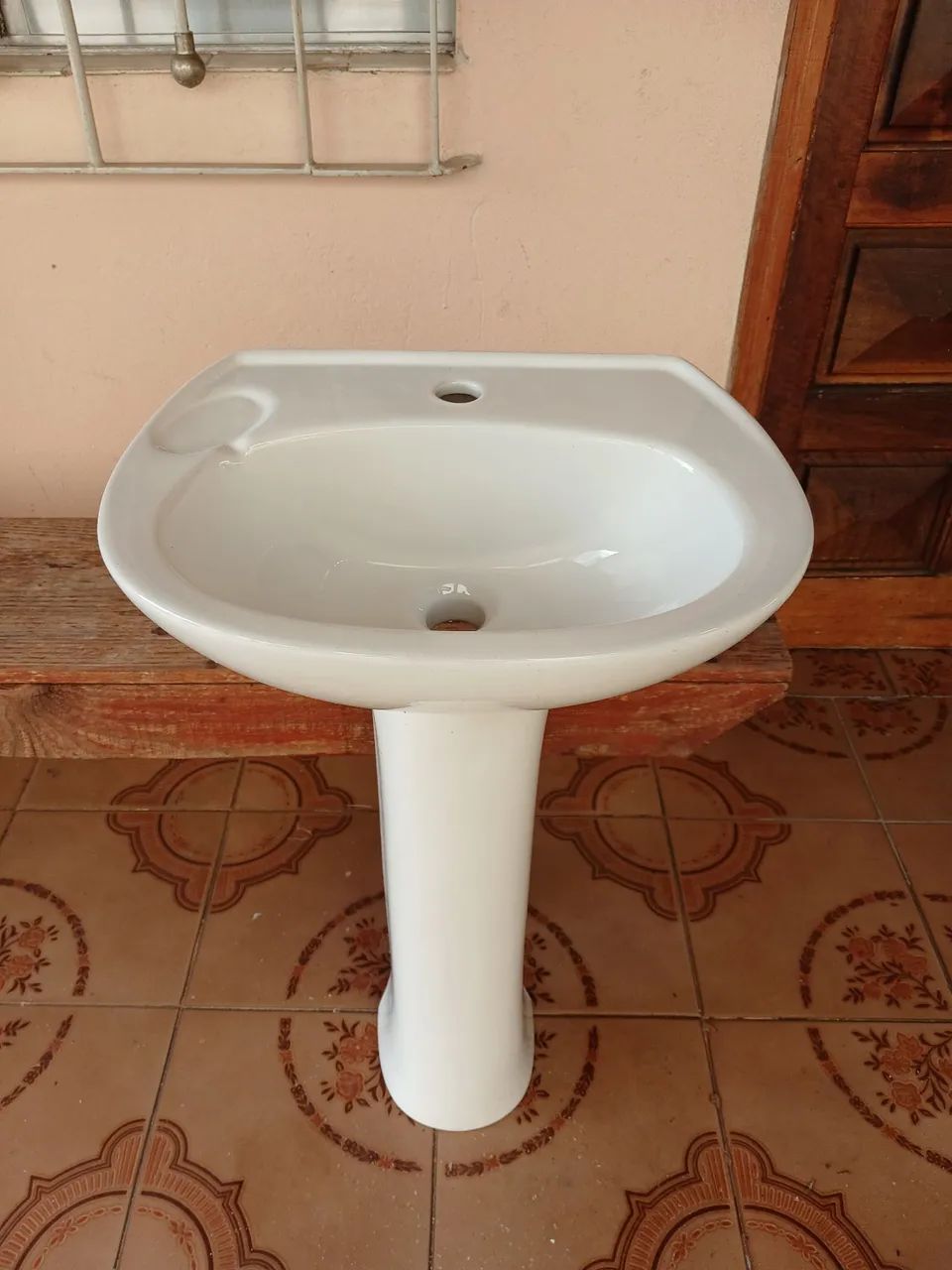 Lavatório branco 