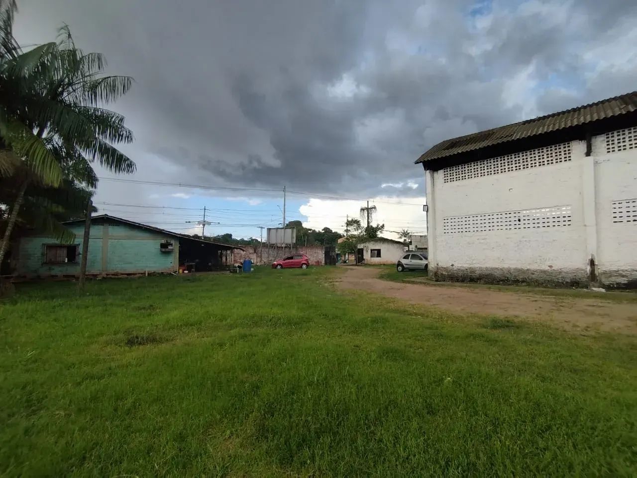 ALUGO OU VENDO GALPÃO COM TERRENO 5.000 M² DE ÁREA TOTAL - Foto 5