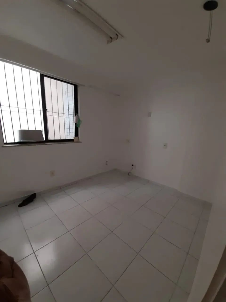 Sala comercial para locação no Ed. Royal Trade Center - Foto 5