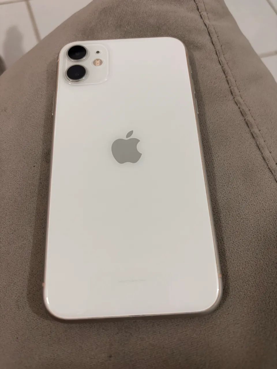 iPhone 11 64GB - Foto 2