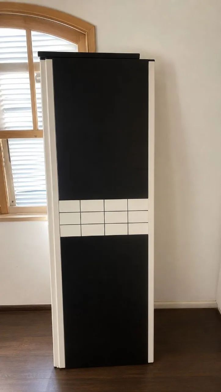 Guarda-roupa grande com portas de correr e espelho ? ótimo espaço interno. - Foto 2