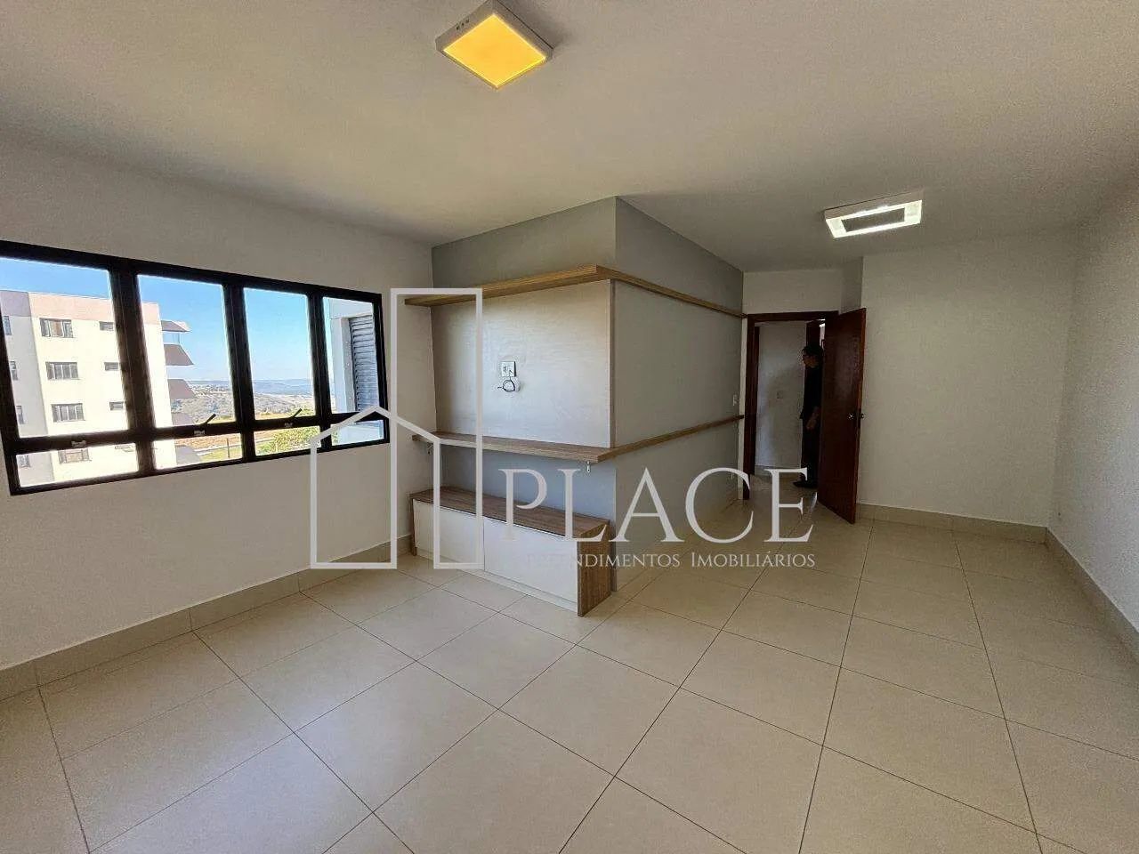 Apartamento central