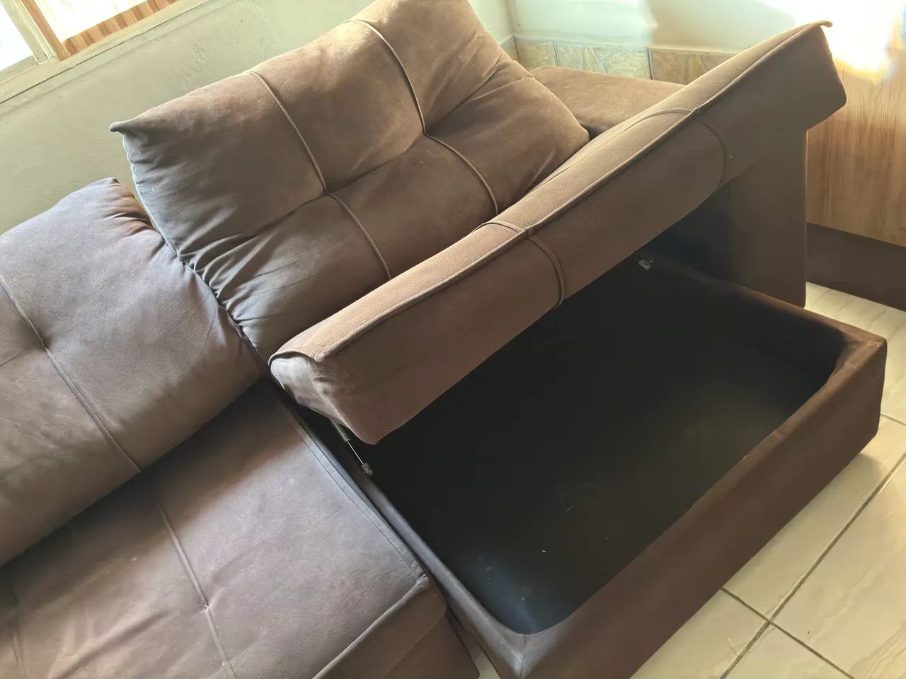 Sofá cama com baú 