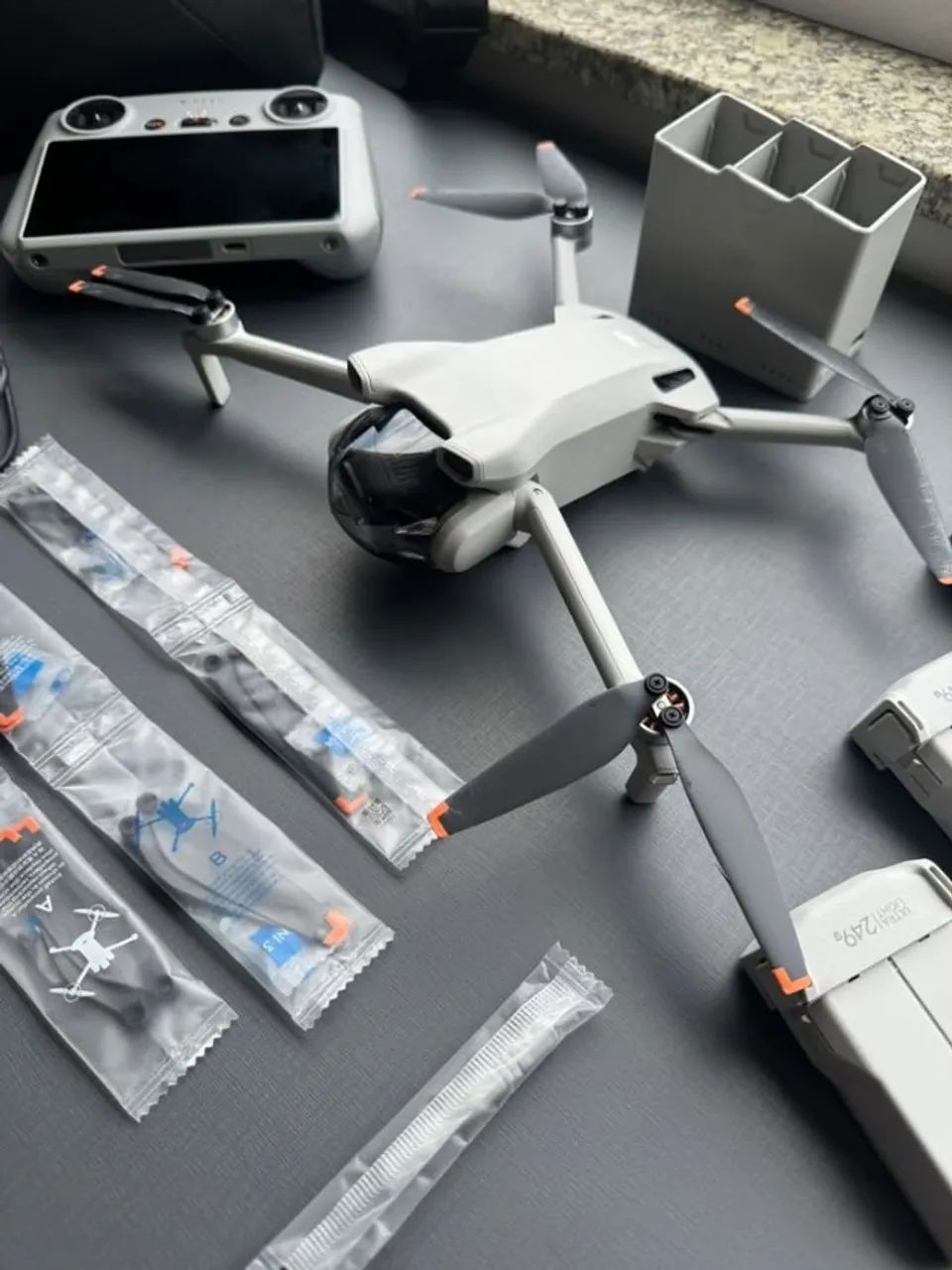DJI Mini 3 Fly More Combo Com Tela - Foto 5