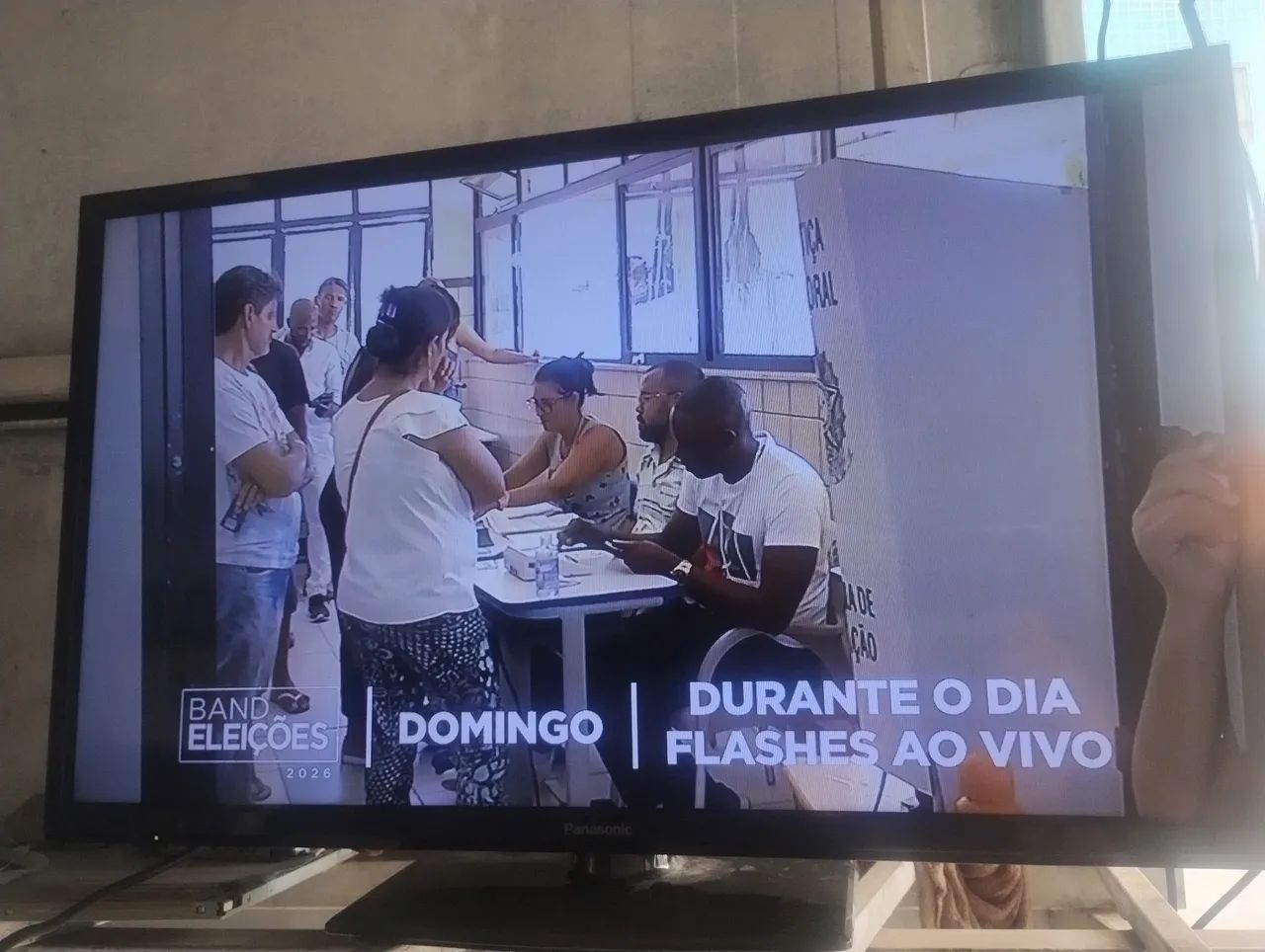 Tv Panasonic 32 Polegadas Digital  - Foto 2