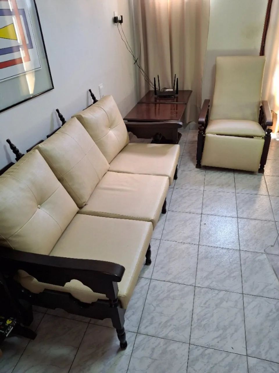 Conjunto de sala de estar em madeira maciça