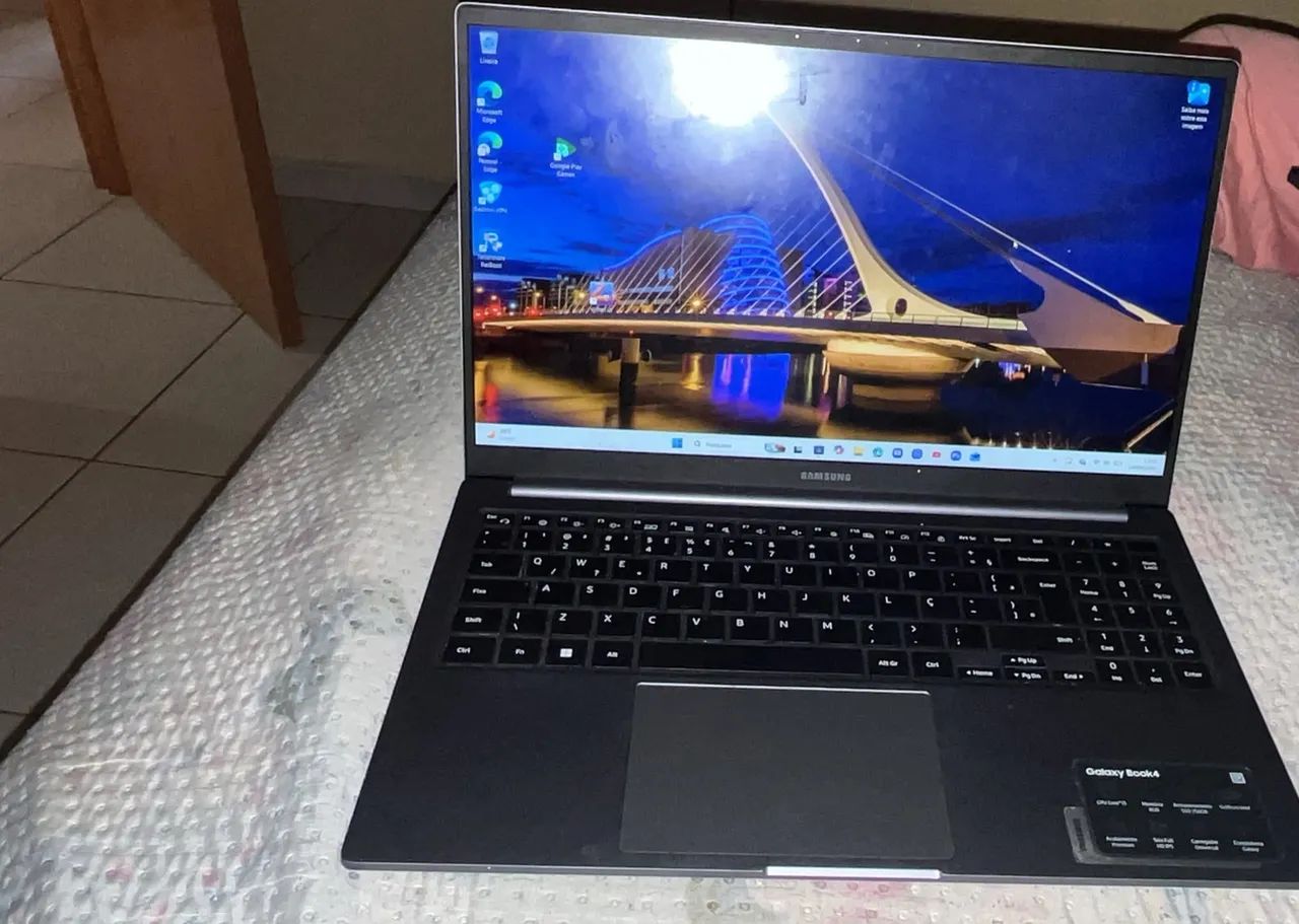 Samsung Galaxy Book4 15,6? com Intel Core i