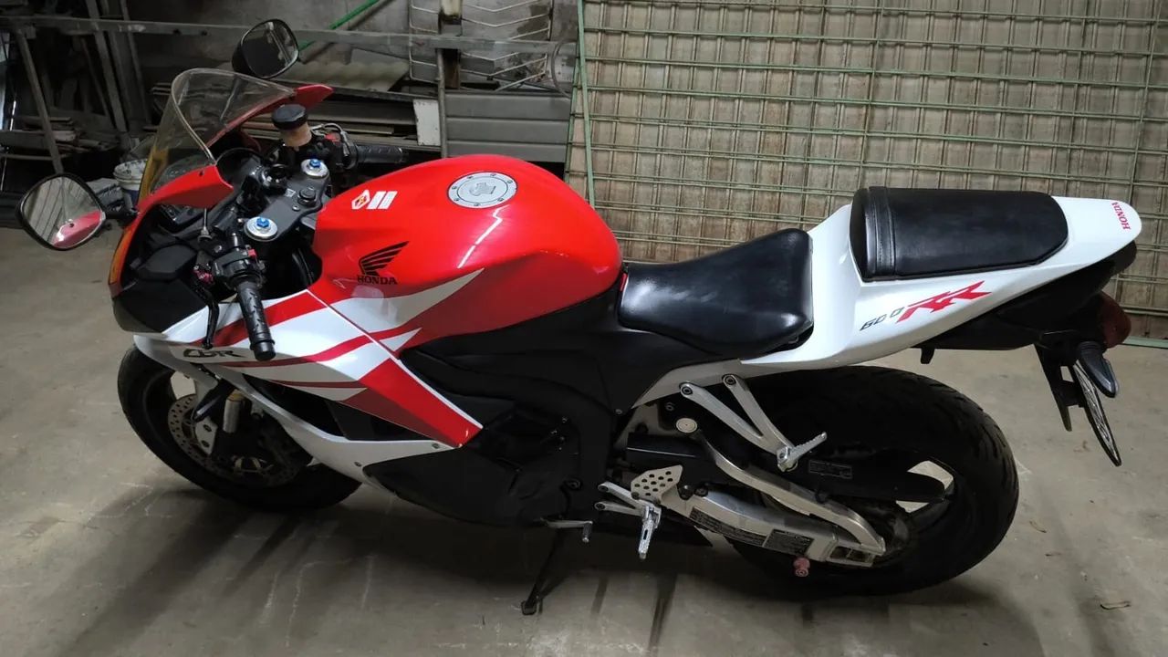 Cbr 600rr - Foto 3
